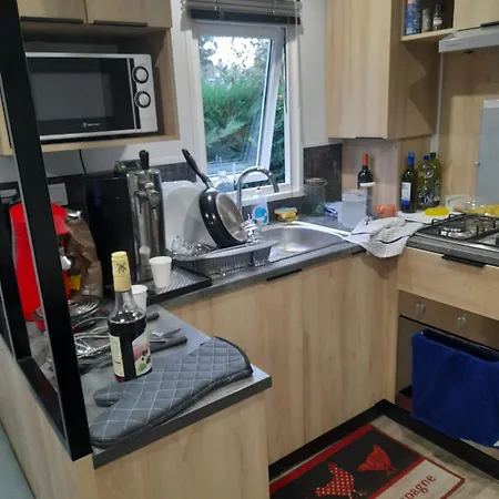 Mobil Home Moderne De 40M2 Tout Confort Camping Siblu Les Charmettes La Palmyre Les Mathes Exterior photo